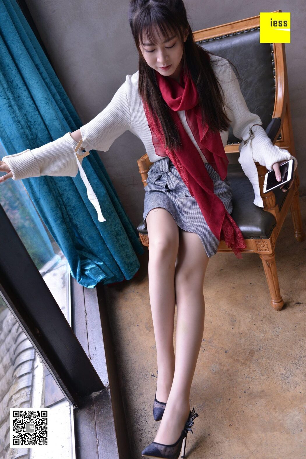 IESS异思趣向 SXJ.252 Zi Zi
