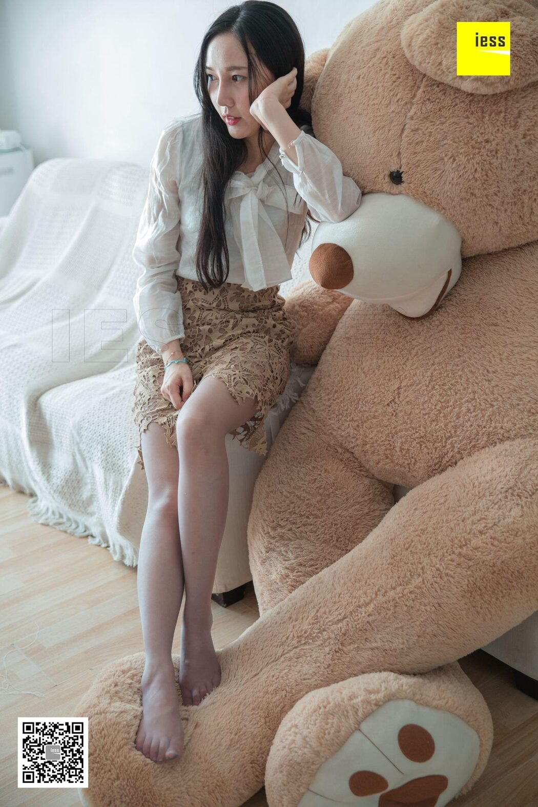 IESS异思趣向 SXJ.301 Qiu Qiu