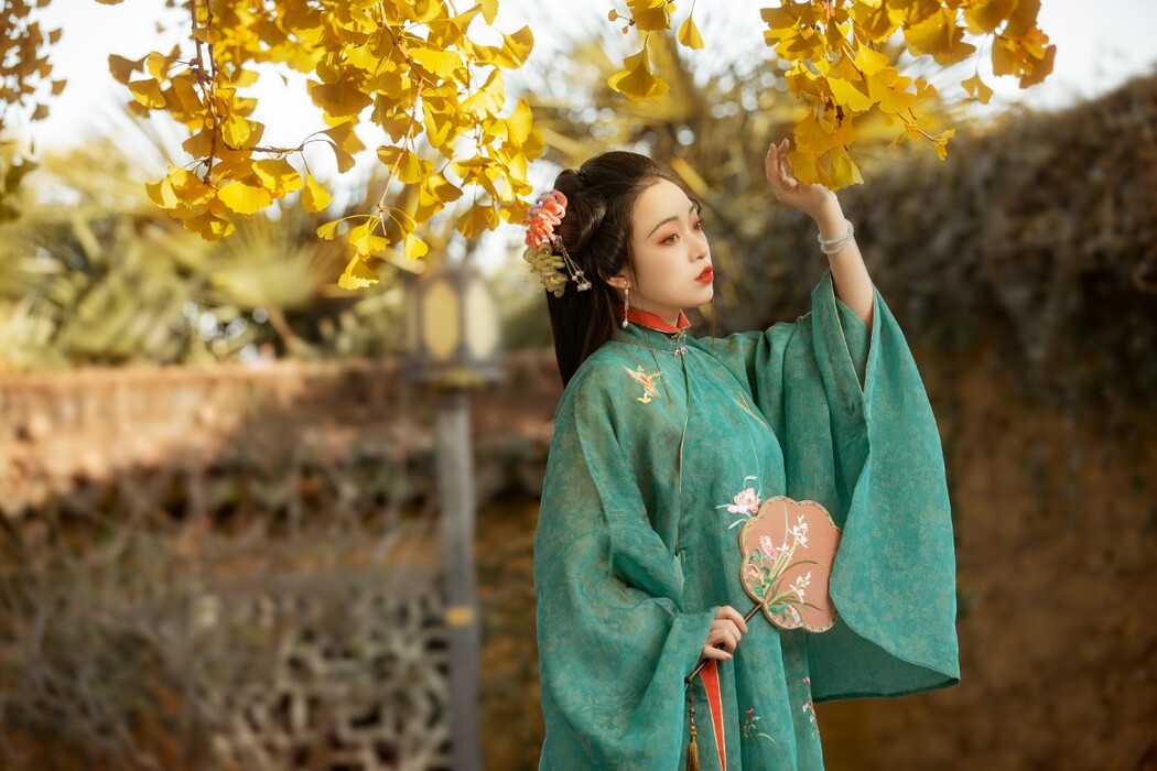 YiTuYu艺图语 Vol.451 San Ye Zi