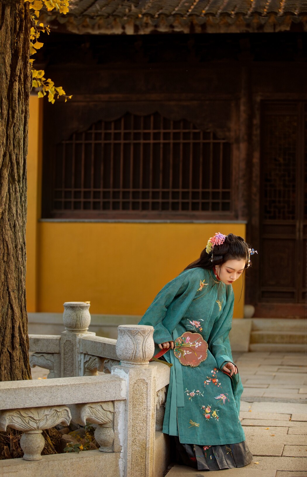 YiTuYu艺图语 Vol.451 San Ye Zi