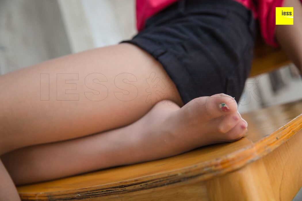 IESS异思趣向 SXJ.299 Tao Zi