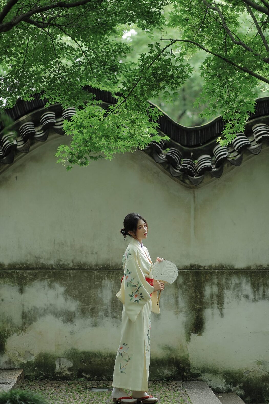 YiTuYu艺图语 Vol.479 Liu Liu