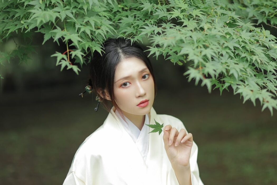 YiTuYu艺图语 Vol.479 Liu Liu