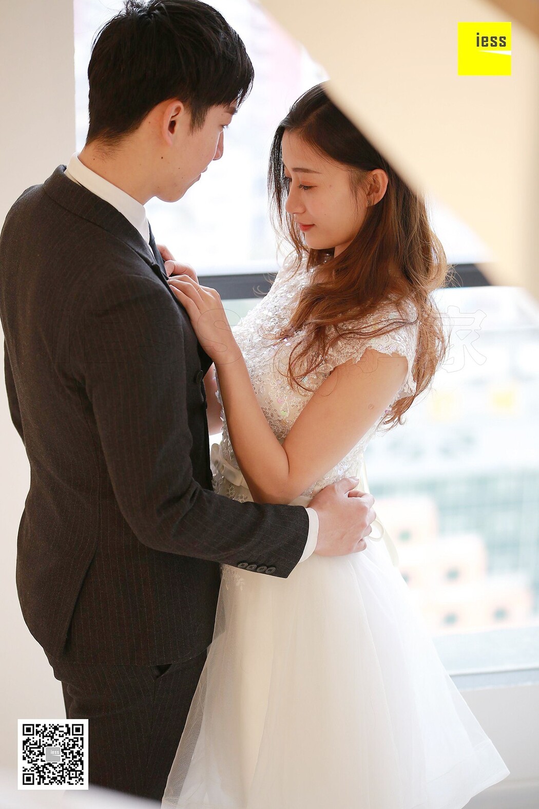 IESS异思趣向 SXJ.T006 Qiu Qiu Cover Photo