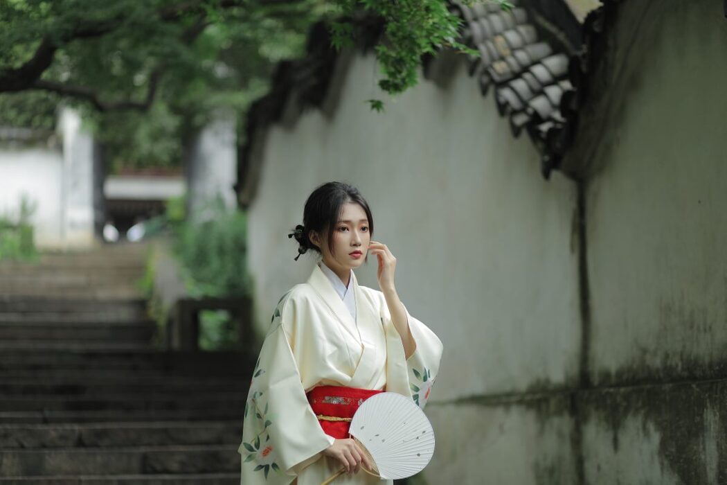 YiTuYu艺图语 Vol.479 Liu Liu
