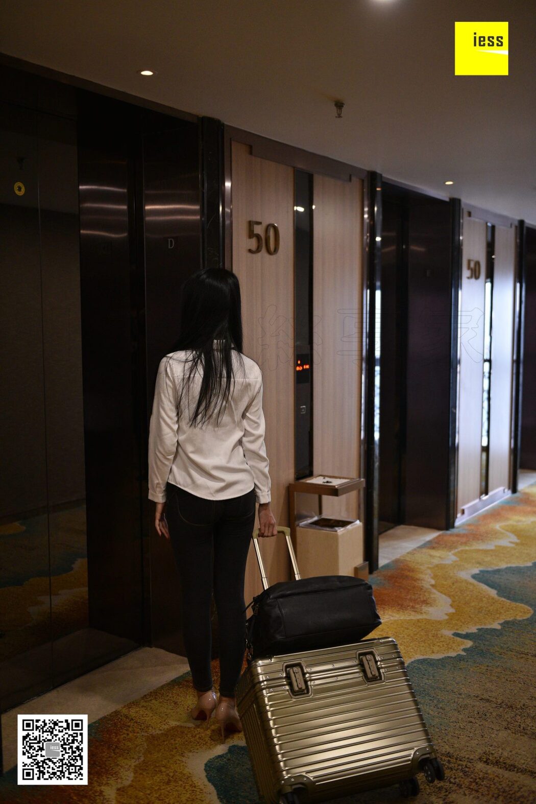 IESS异思趣向 SXJ.T015 Yi Si Qu Xiang