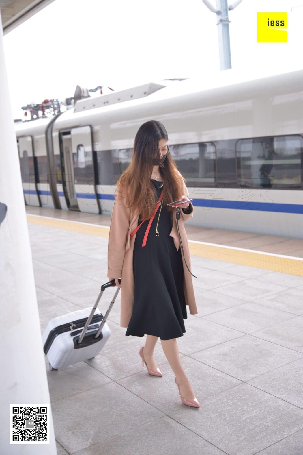 IESS异思趣向 SXJ.T014 Qiu Qiu