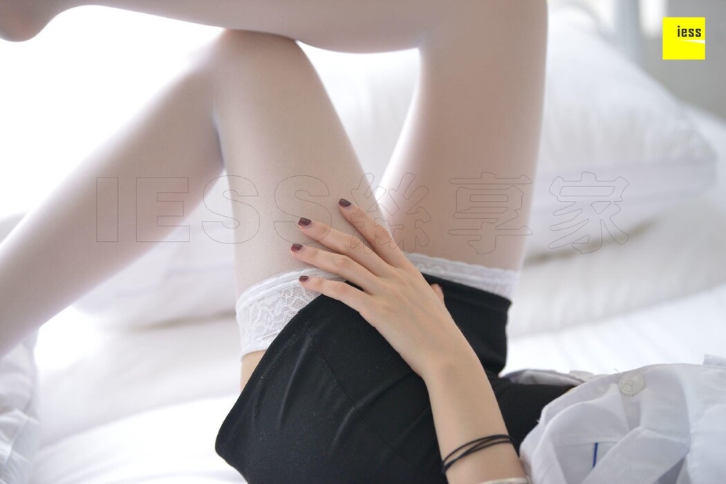 IESS异思趣向 SXJ.T011 Jia Ye