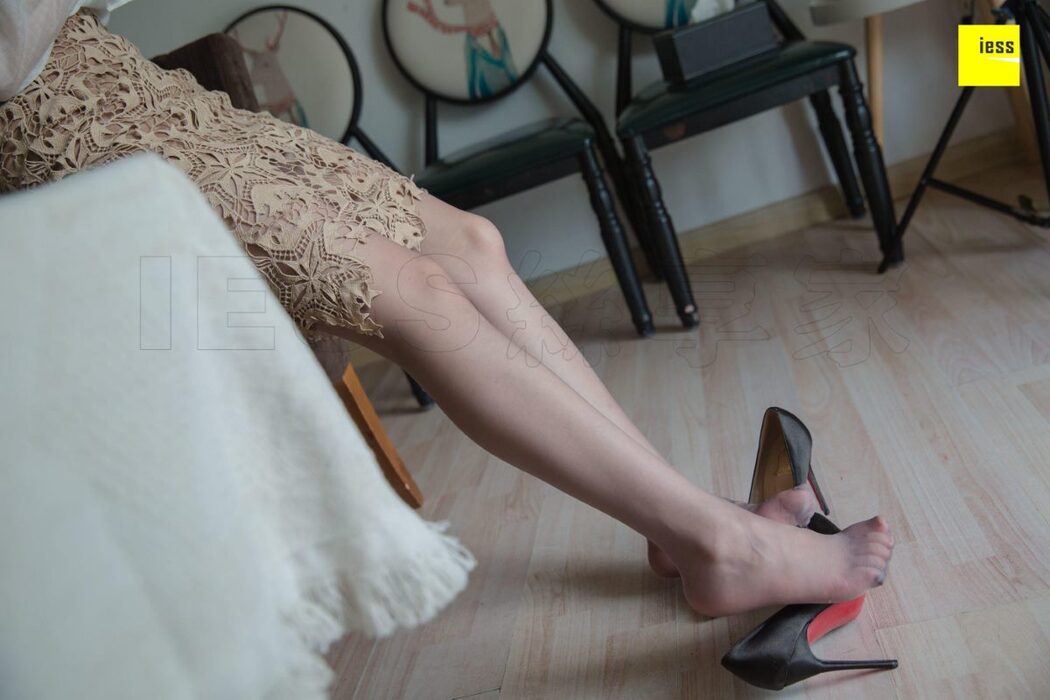 IESS异思趣向 SXJ.301 Qiu Qiu