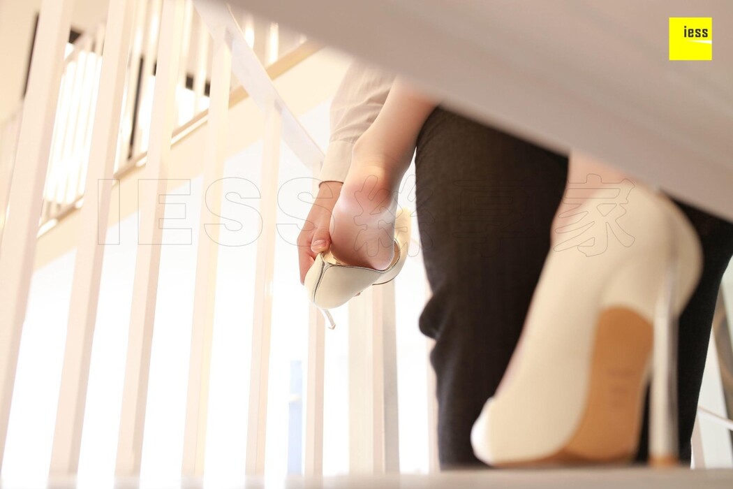IESS异思趣向 SXJ.T007 Qiu Qiu