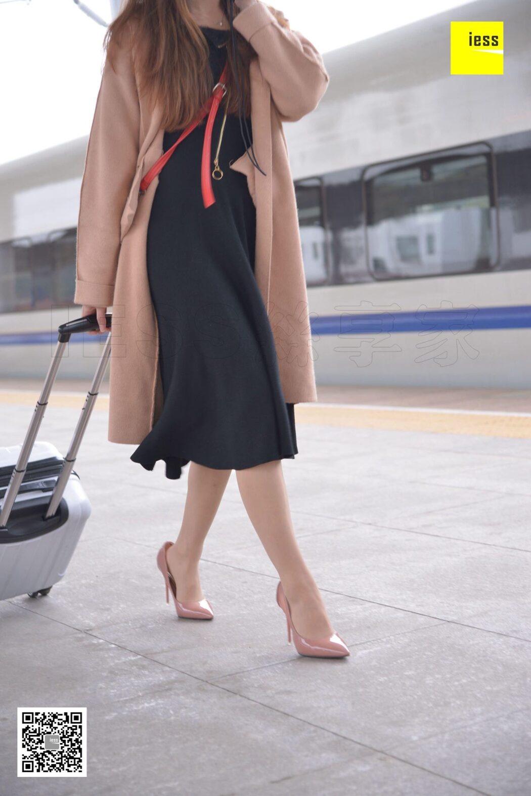 IESS异思趣向 SXJ.T014 Qiu Qiu