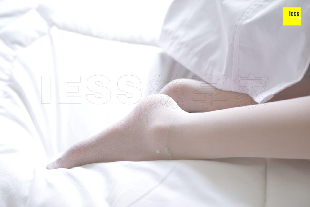 IESS异思趣向 SXJ.T011 Jia Ye