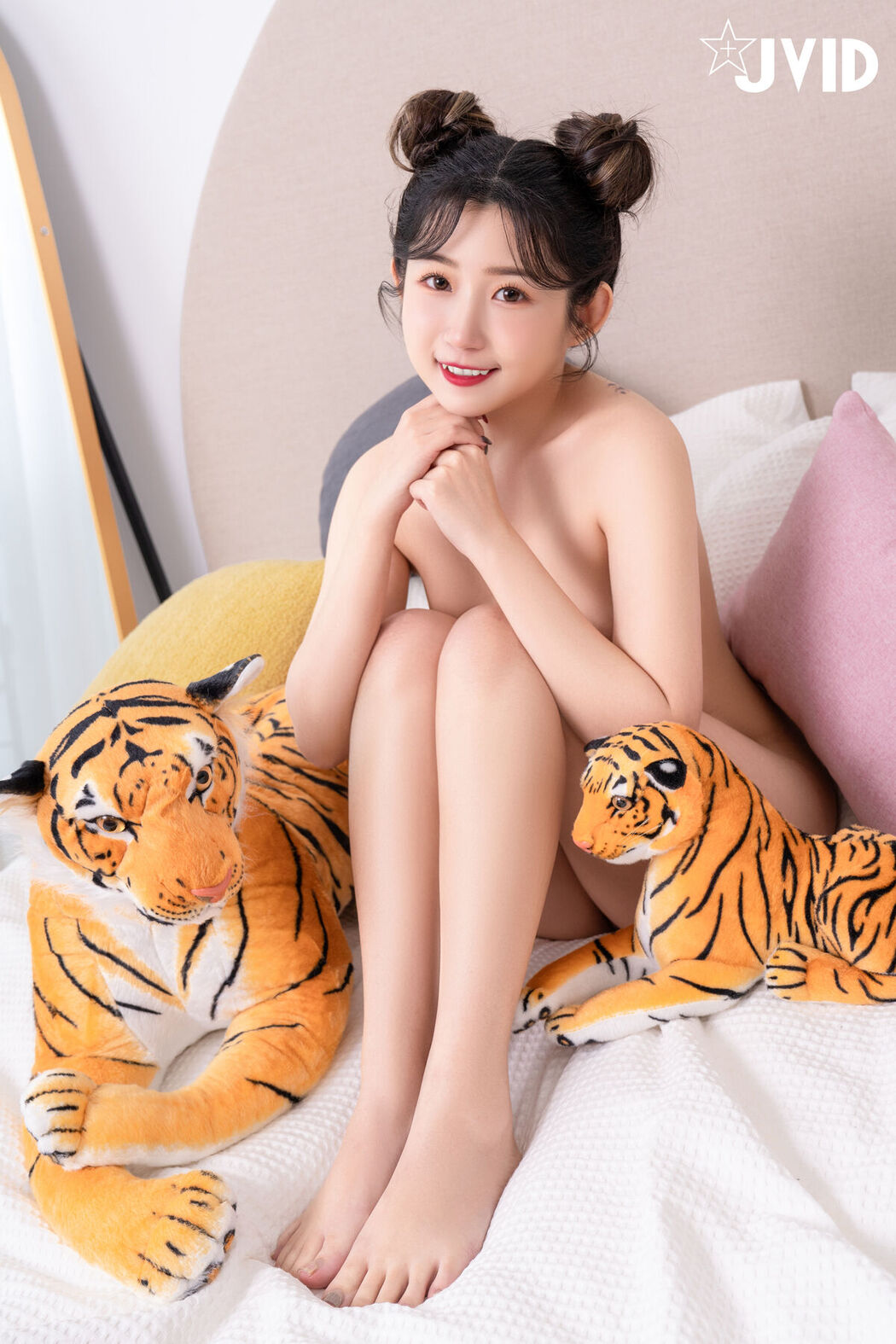 JVID Rou Bao Mini 肉包Mini – 肉包子打虎 淫新春 謹賀新年 粉嫩露鮑稀有尺度下空隱藏版月刊賀歲收錄 Part2