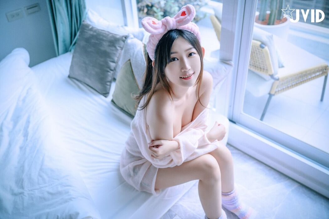 JVID Rou Bao Mini 肉包Mini – 邻家清纯可爱美少女mini肉包尺度大升级首次开腿粉嫩鲍鱼曝光稀有独家值得收藏 Part2