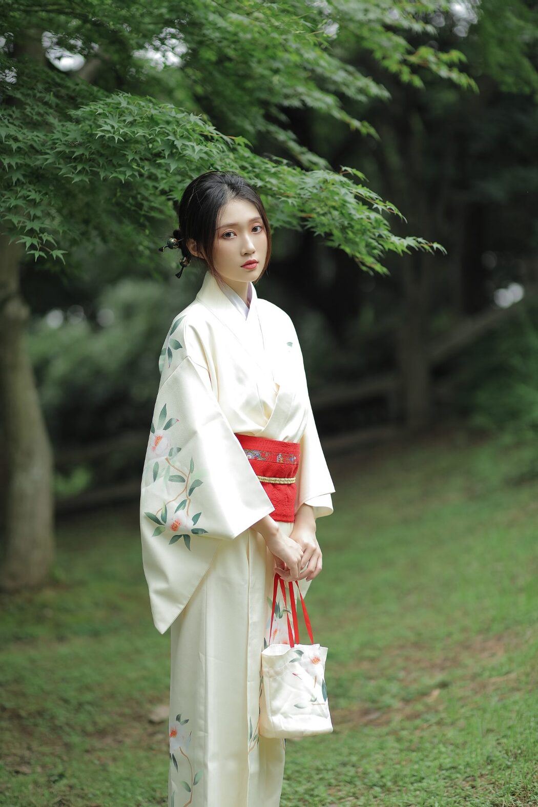 YiTuYu艺图语 Vol.479 Liu Liu