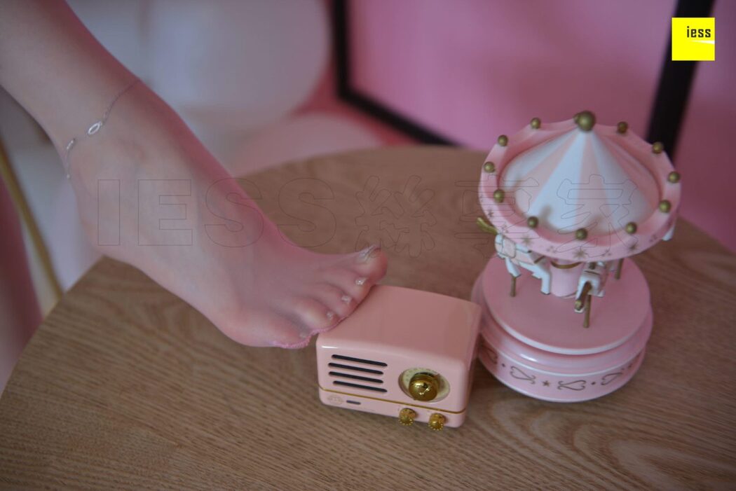 IESS异思趣向 SXJ.T019 Jia Jia