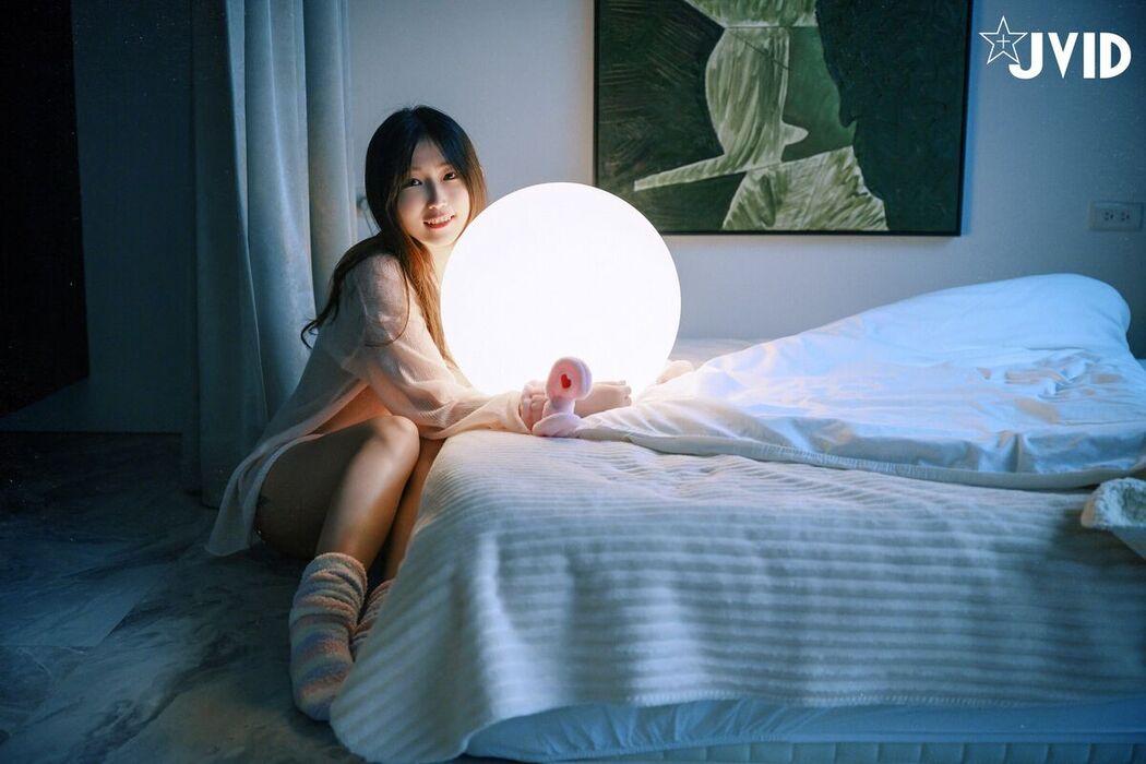 JVID Rou Bao Mini 肉包Mini &#8211; 邻家清纯可爱美少女mini肉包尺度大升级首次开腿粉嫩鲍鱼曝光稀有独家值得收藏 Part1