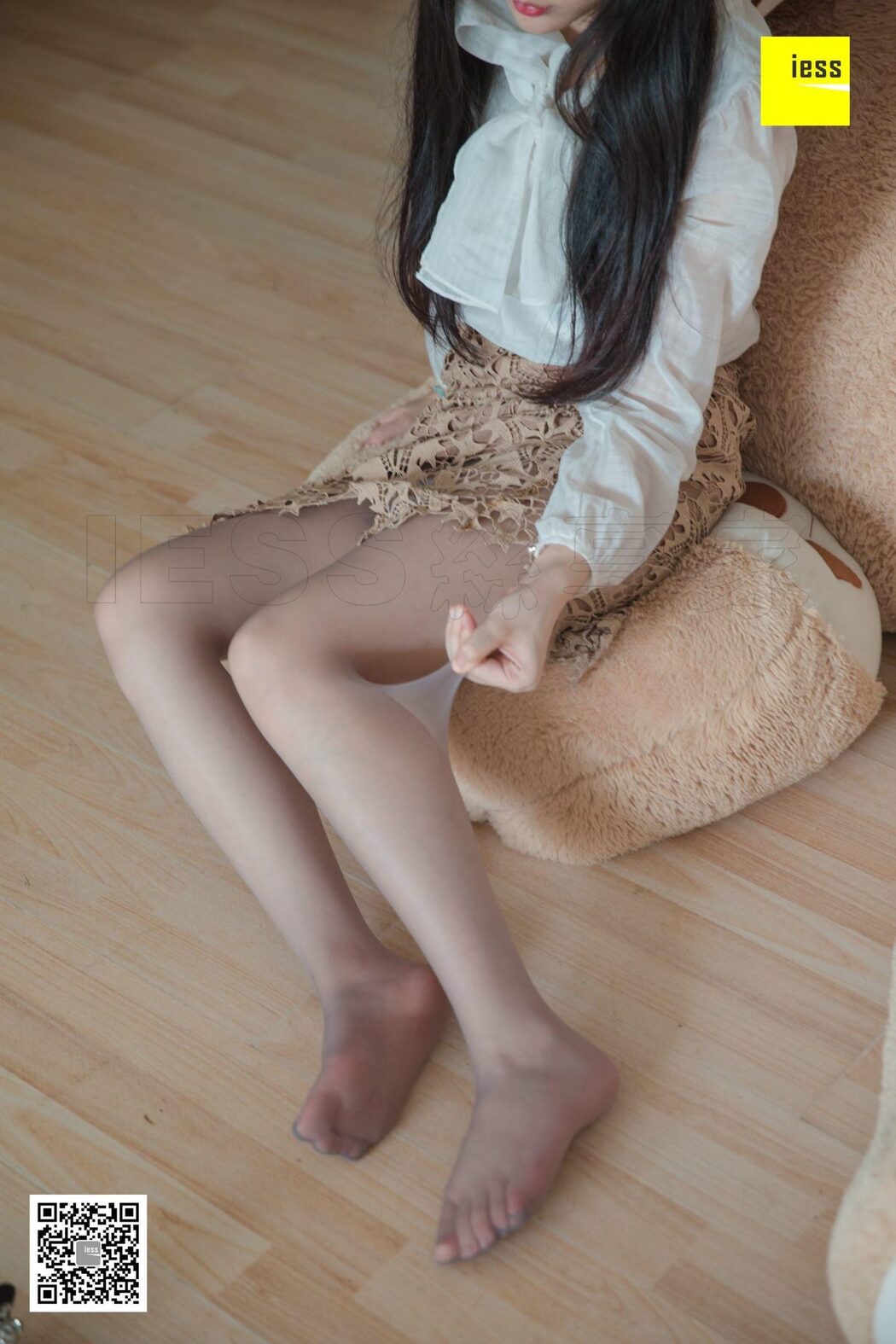 IESS异思趣向 SXJ.301 Qiu Qiu