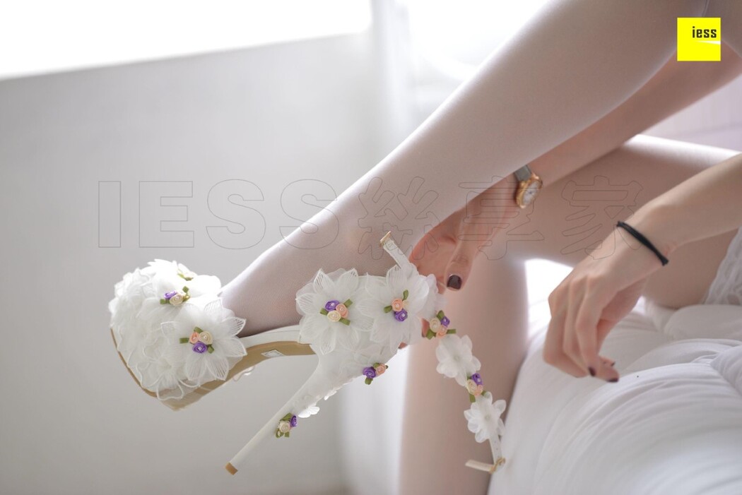 IESS异思趣向 SXJ.T011 Jia Ye