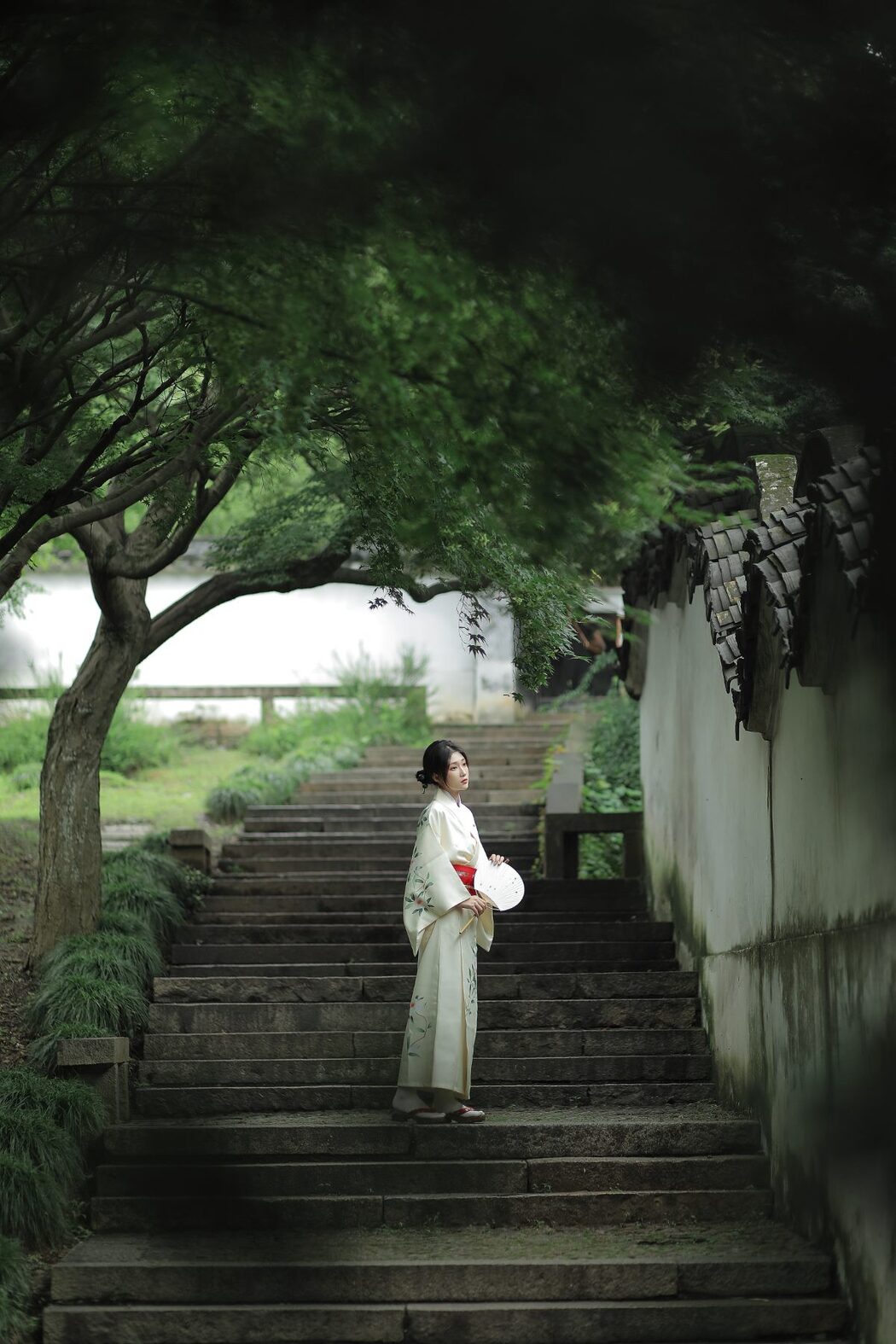 YiTuYu艺图语 Vol.479 Liu Liu