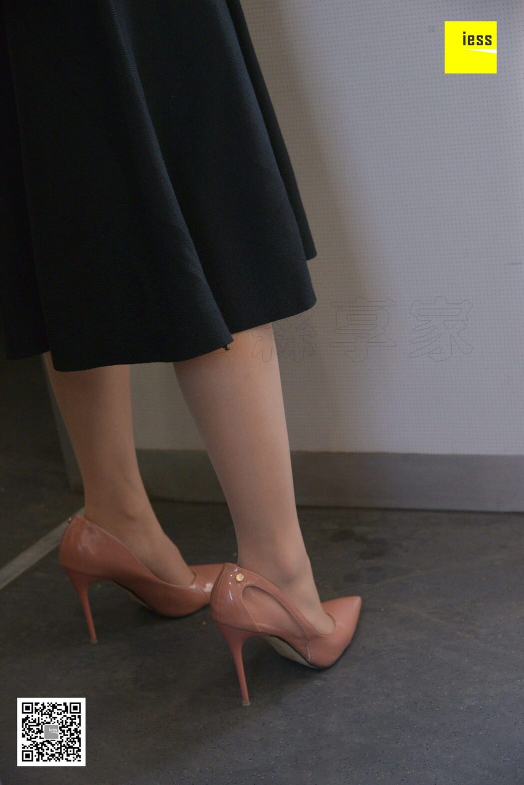 IESS异思趣向 SXJ.T014 Qiu Qiu