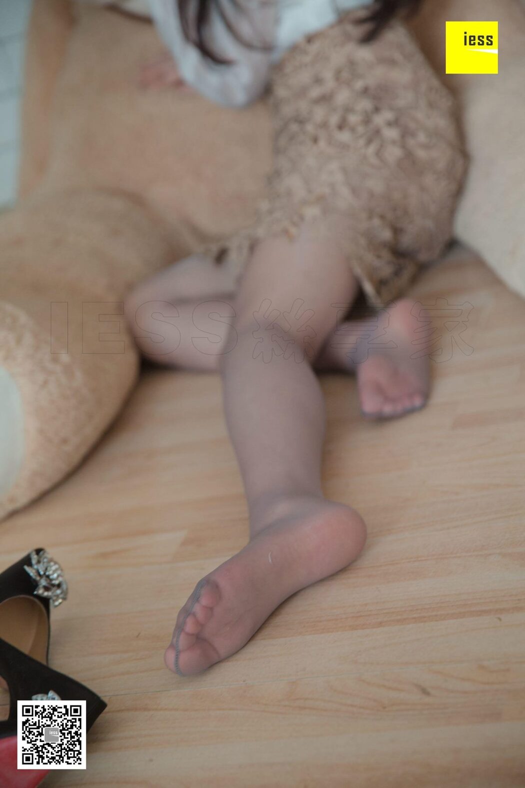 IESS异思趣向 SXJ.301 Qiu Qiu