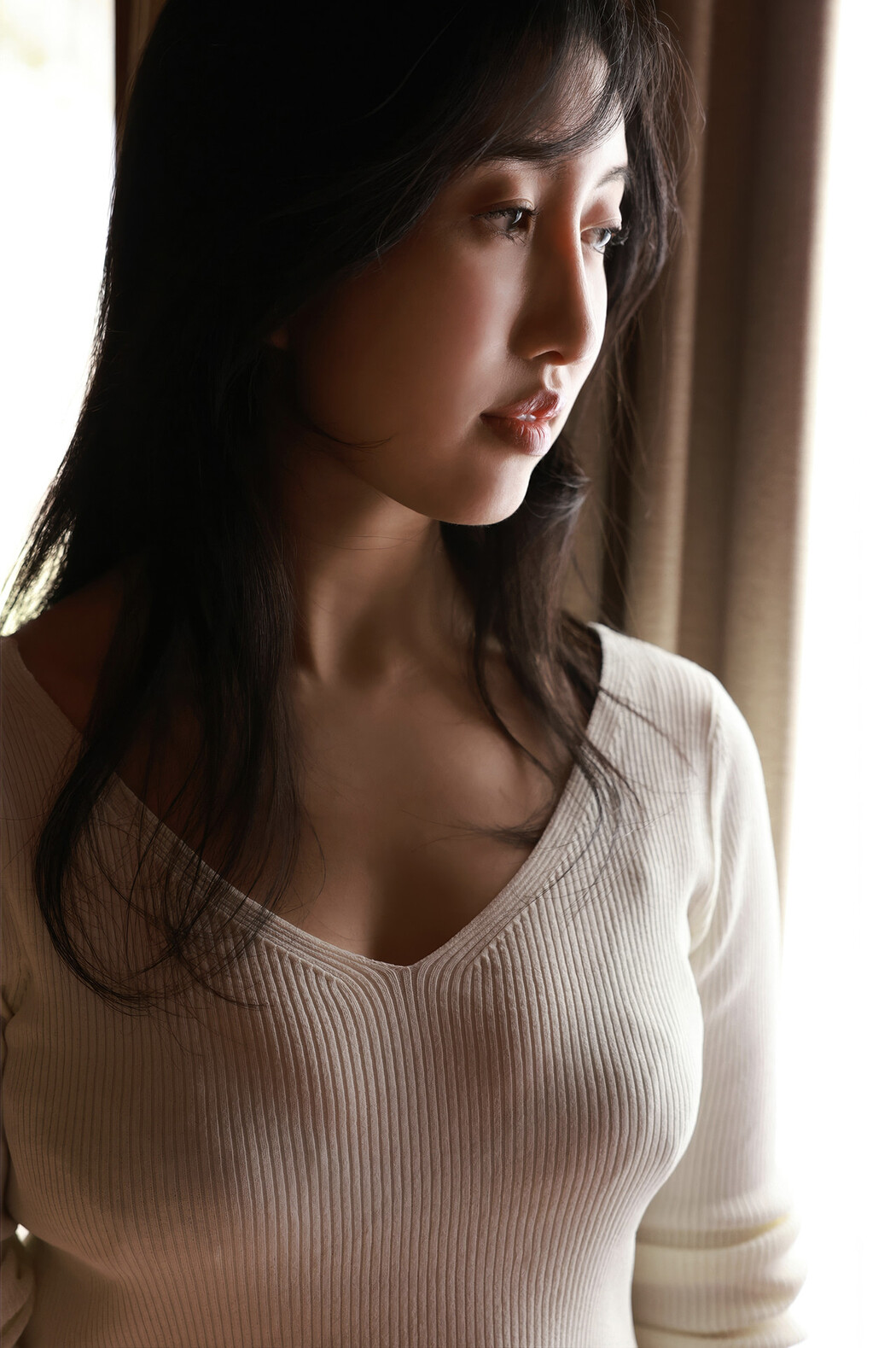 Marin Inoue 井上茉倫, FRIDAYデジタル写真集 「ミス東スポ&ミス週刊実話2冠青春美女の初ヘアヌード vol.1」 Set.01
