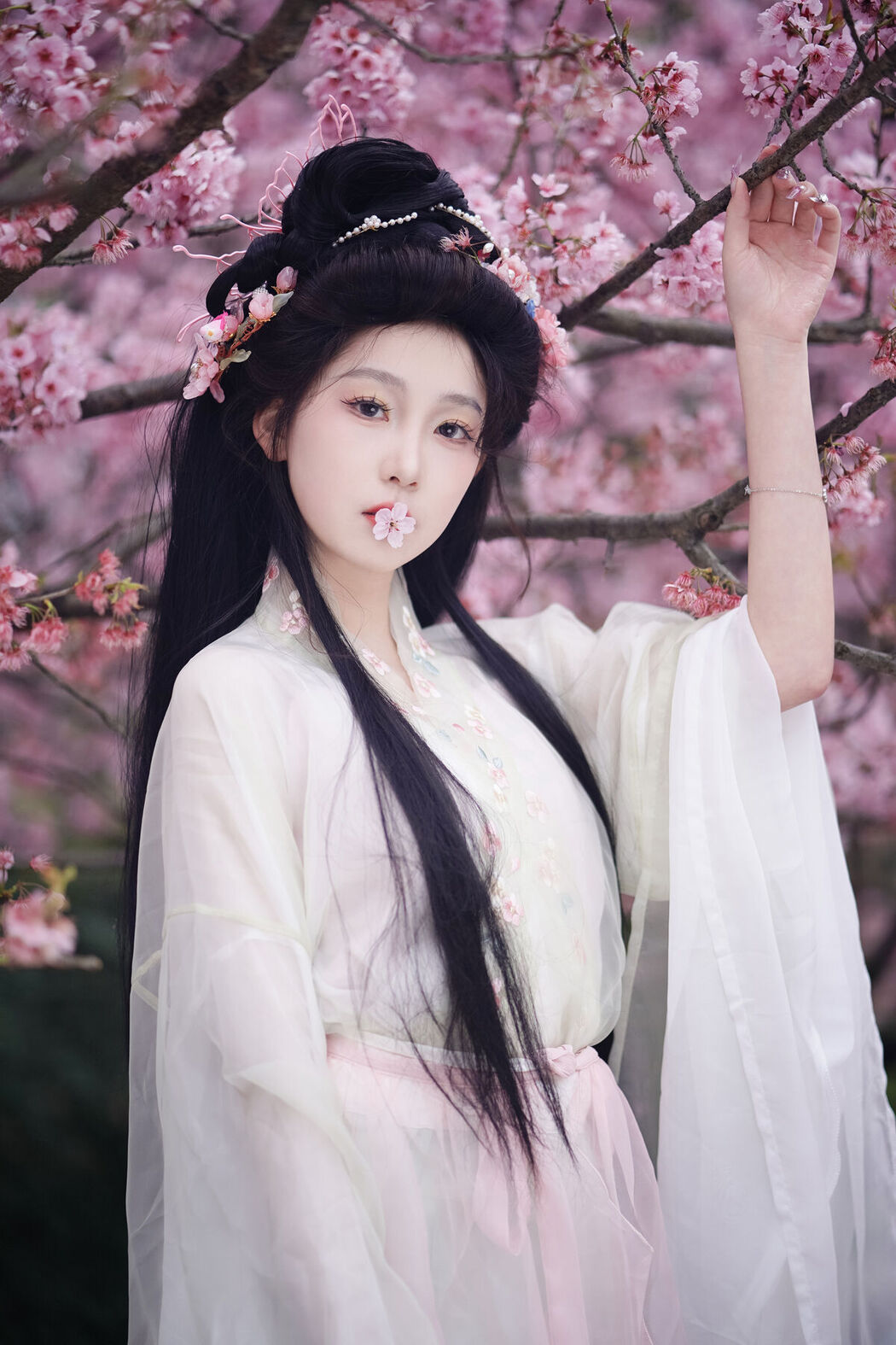 YiTuYu艺图语 Vol.6801 Shu Qian Yi