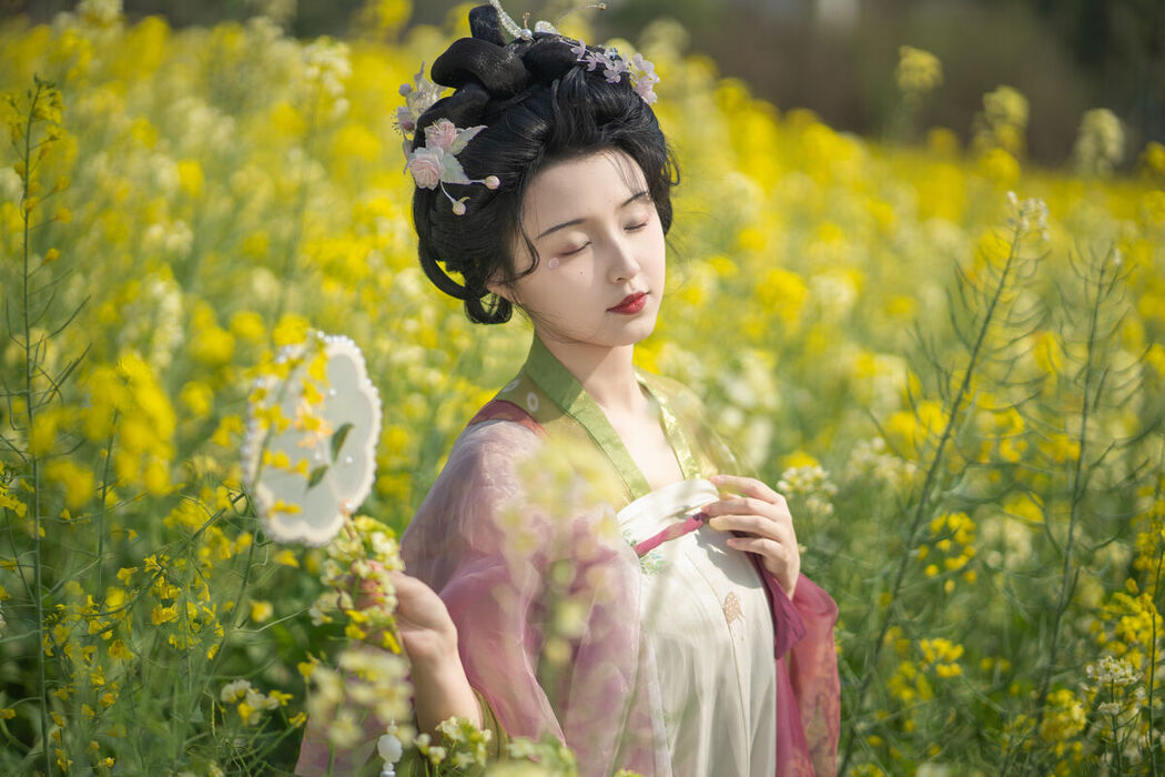 YiTuYu艺图语 Vol.6799 You Zhi Yuan Li De Qian Xia