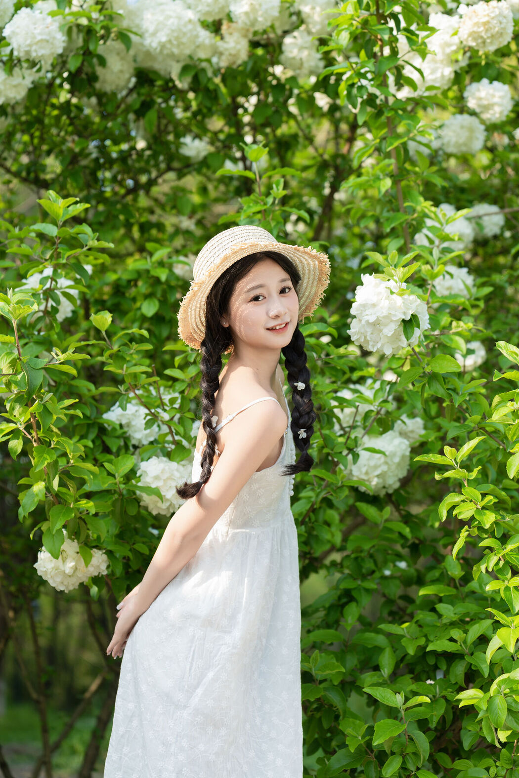 YiTuYu艺图语 Vol.6827 Cheng Zi Shu