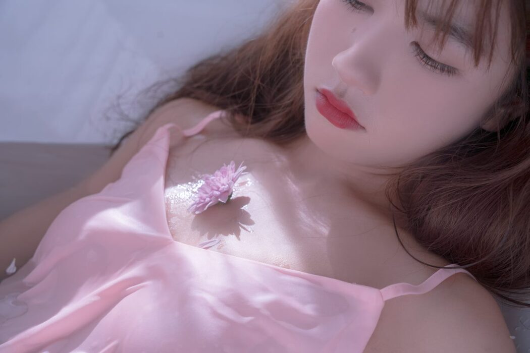 YiTuYu艺图语 Vol.558 Luo Zhi