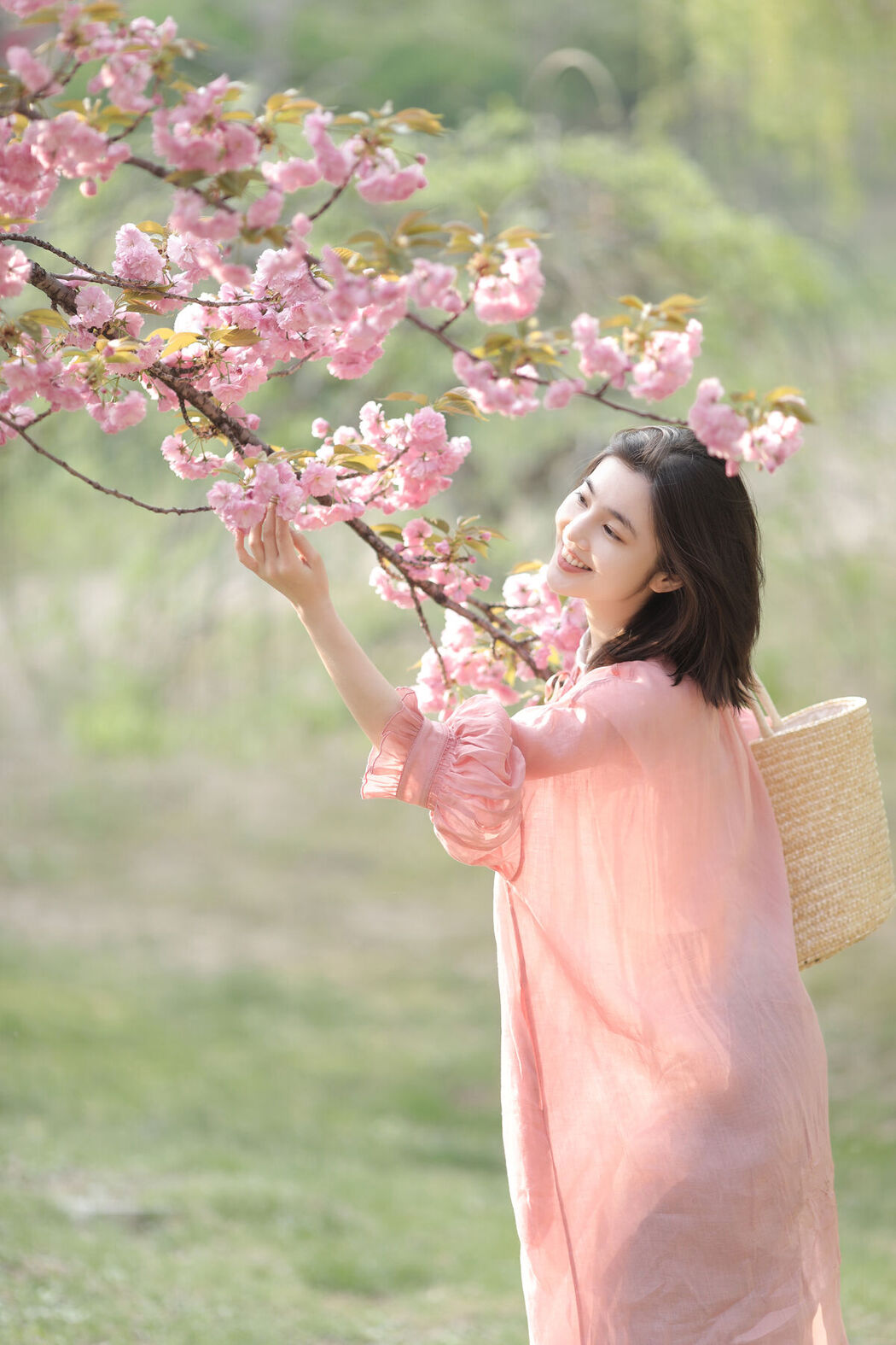 YiTuYu艺图语 Vol.6828 Fan Fan