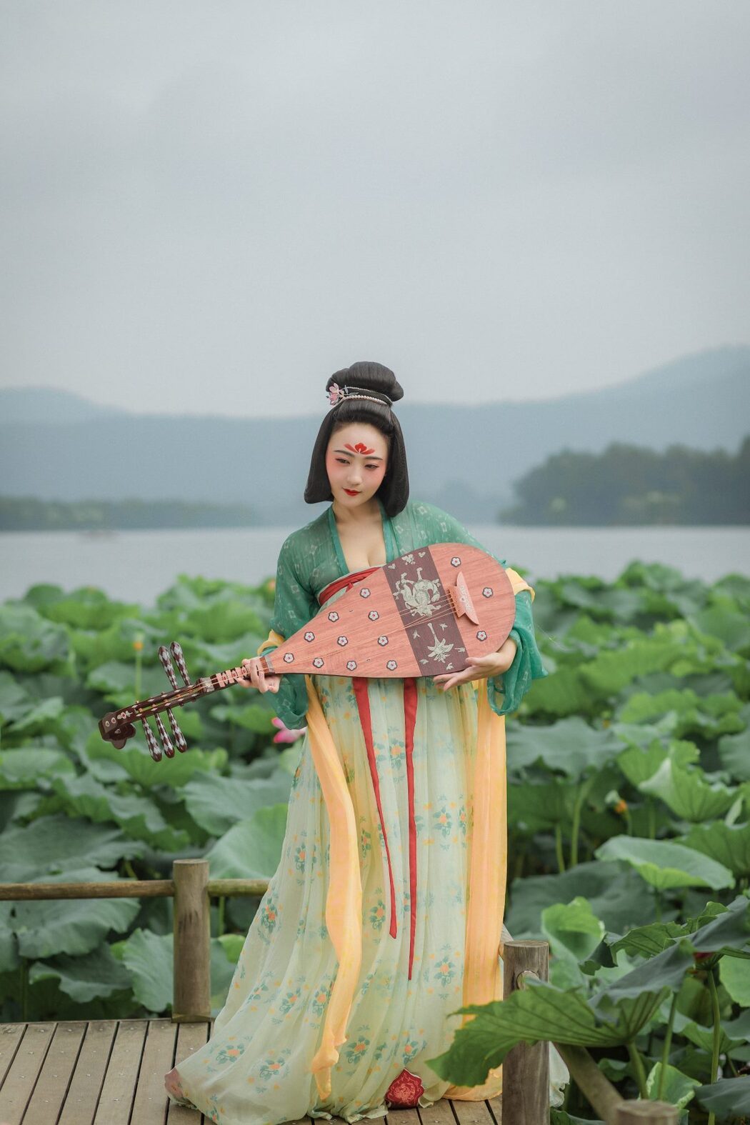 YiTuYu艺图语 Vol.499 Xu Yue Er
