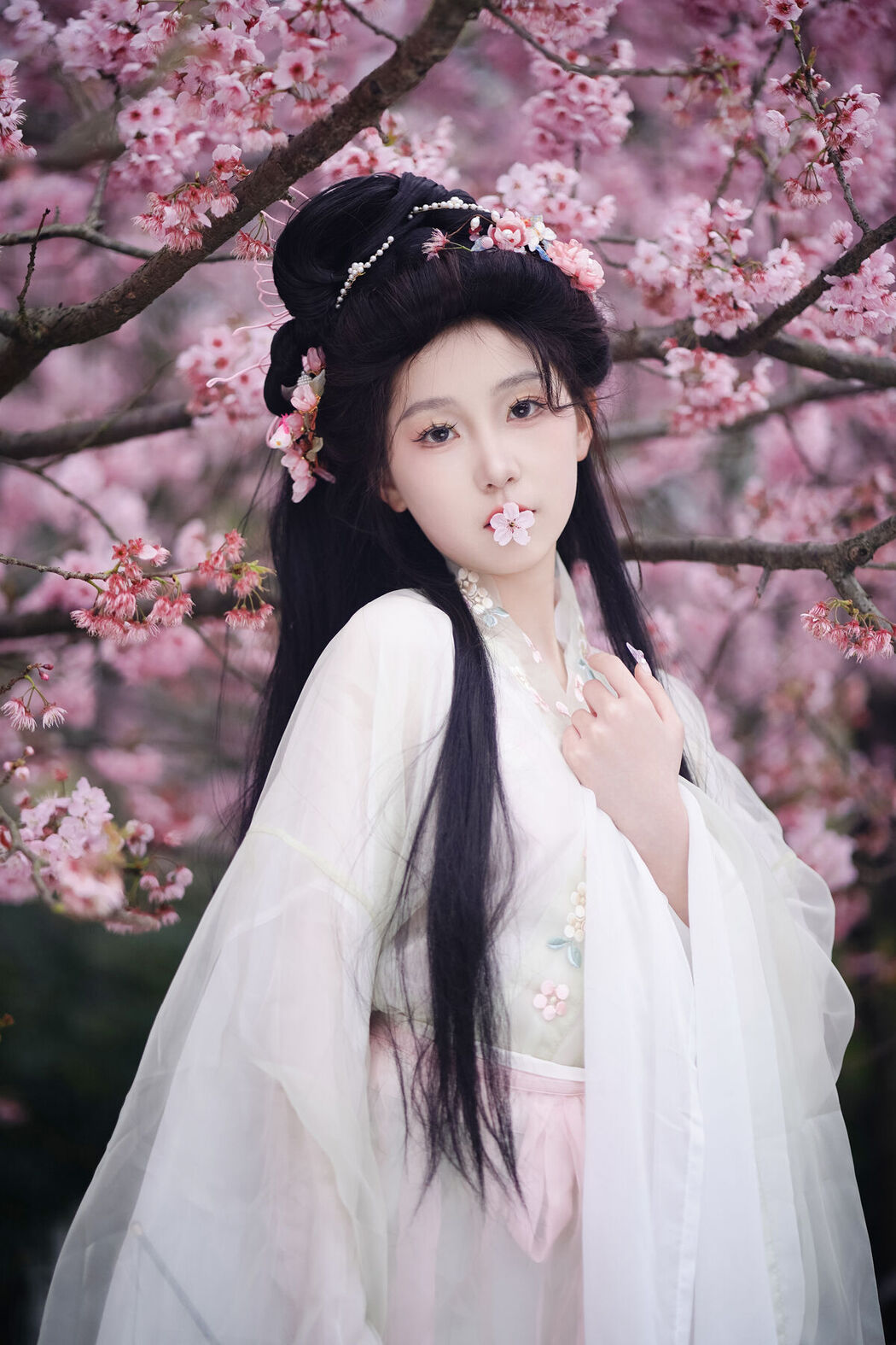 YiTuYu艺图语 Vol.6801 Shu Qian Yi
