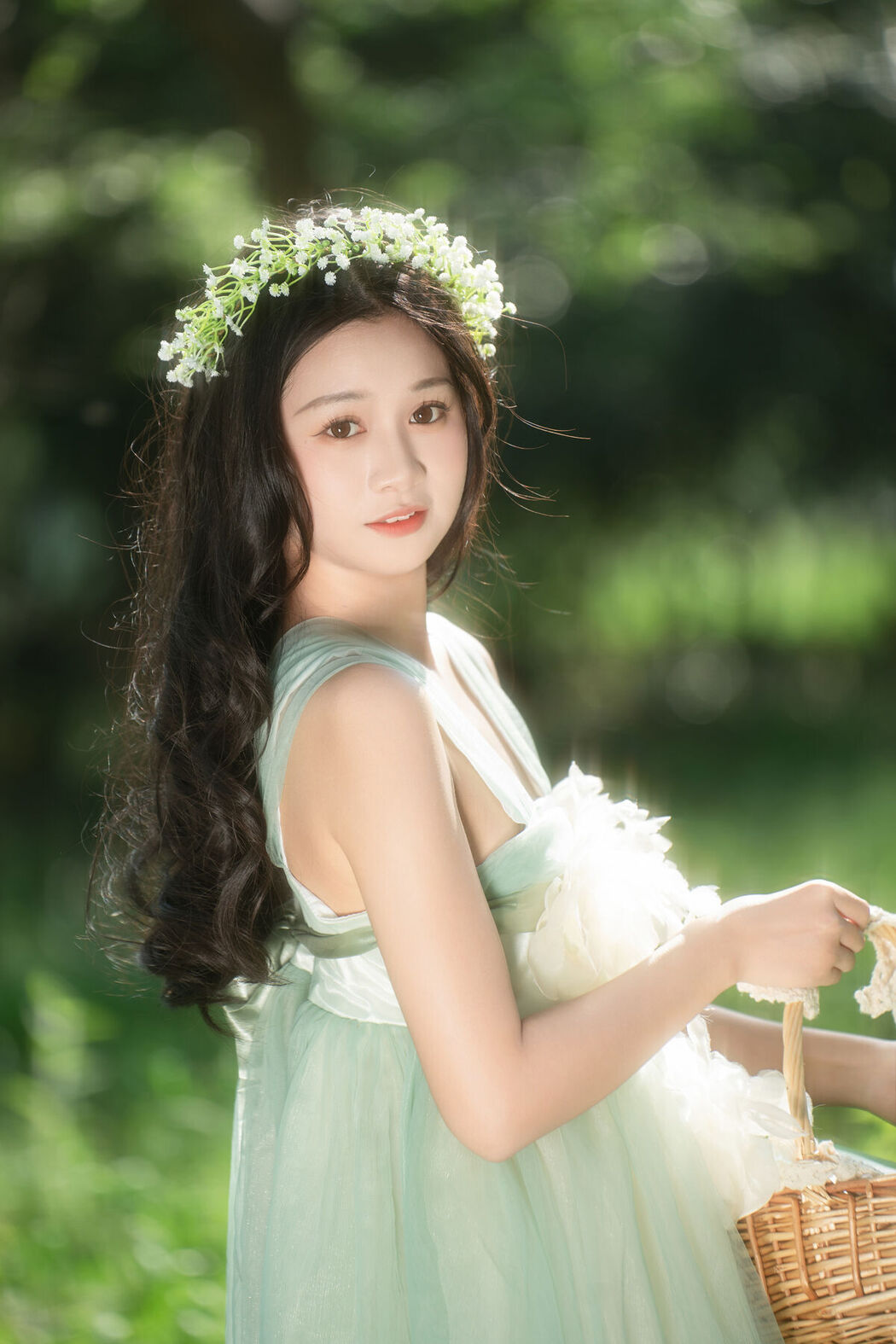 YiTuYu艺图语 Vol.6818 Cheng Zi Shu