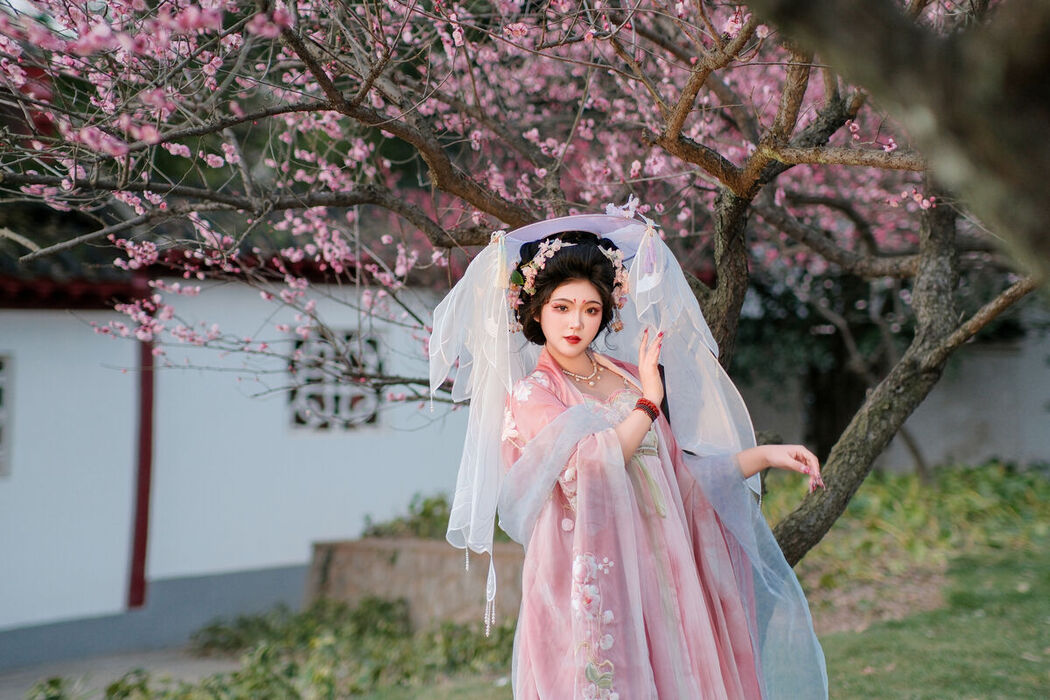YiTuYu艺图语 Vol.6819 Kailin Jiang