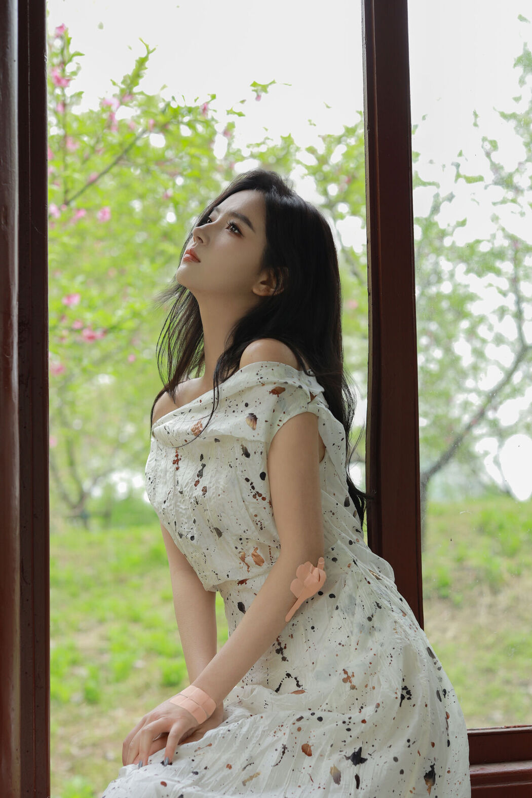 YiTuYu艺图语 Vol.6826 Elaine