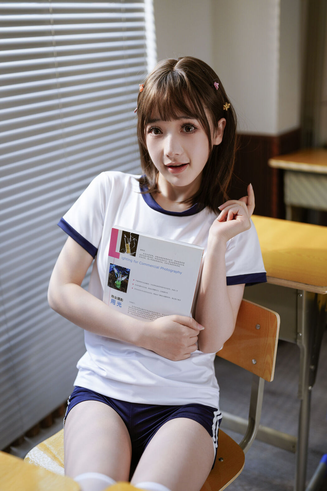 YiTuYu艺图语 Vol.6812 Zhi Shi