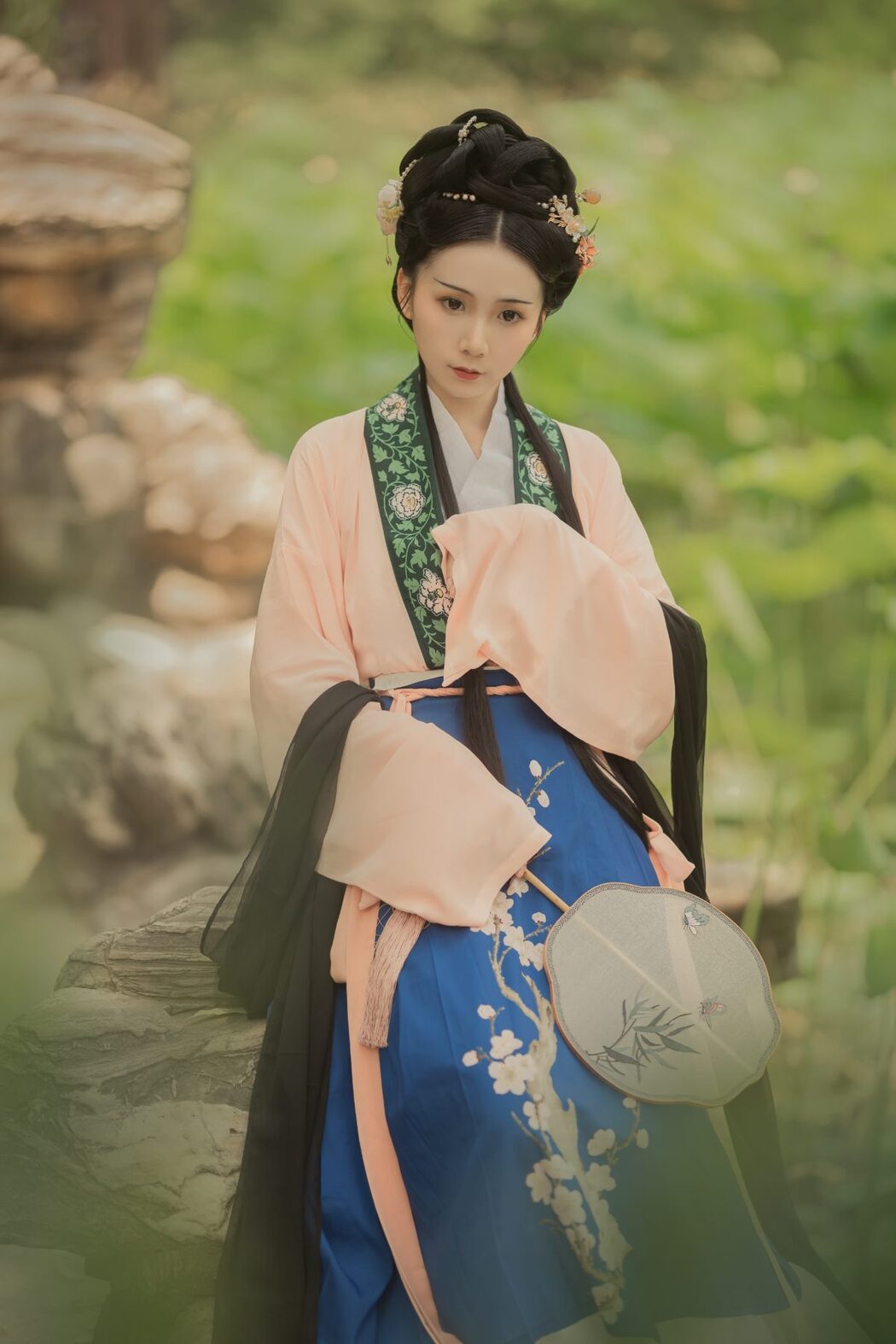 YiTuYu艺图语 Vol.603 Lu Lu Zi