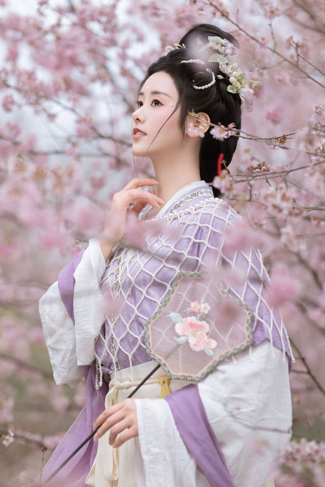 YiTuYu艺图语 Vol.6800 Ren Jian Yue-su Chen