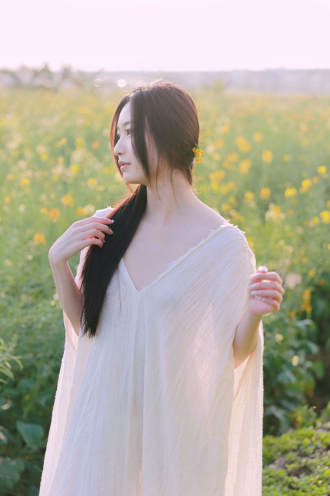 YiTuYu艺图语 Vol.6824 Xiao Xong