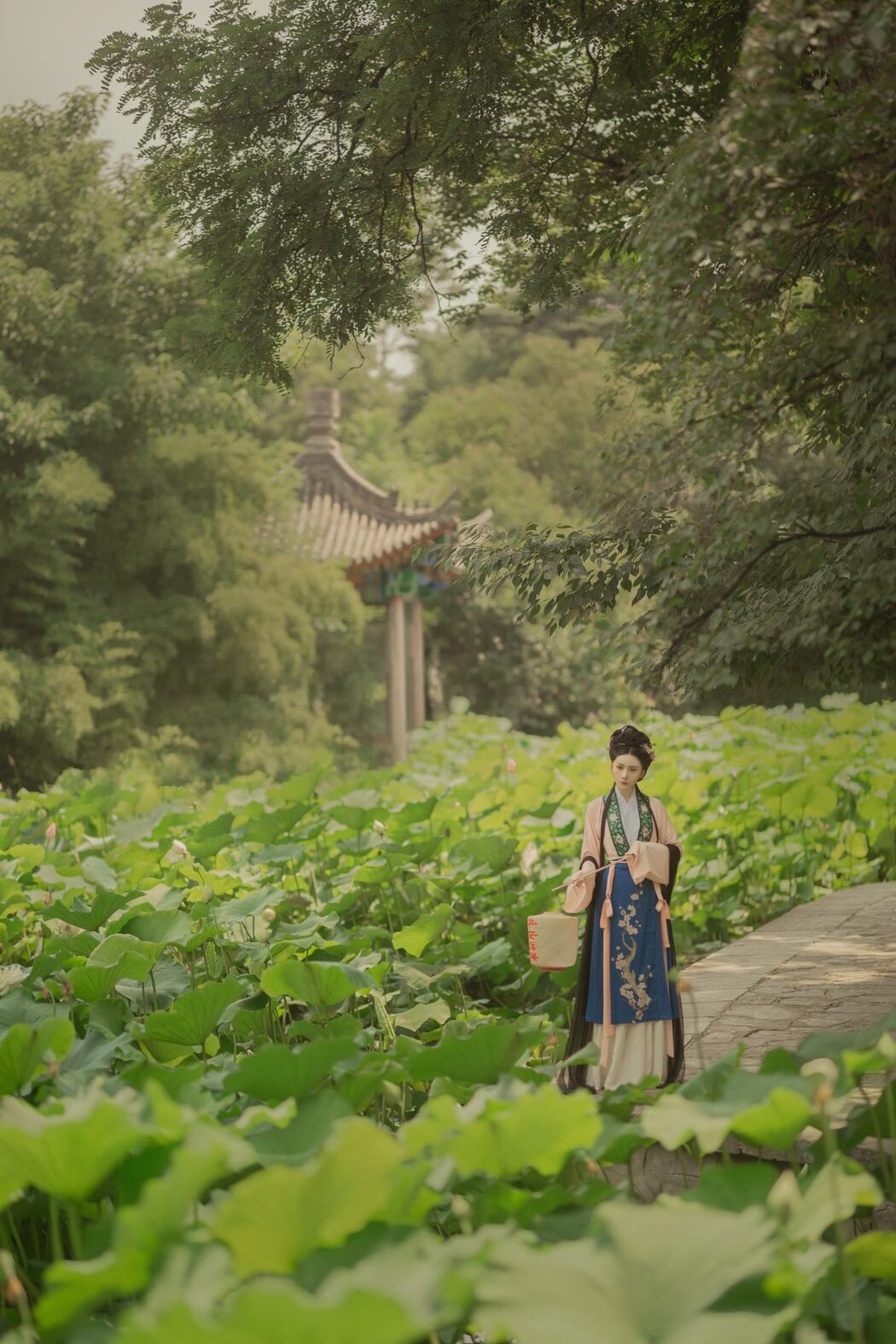 YiTuYu艺图语 Vol.603 Lu Lu Zi