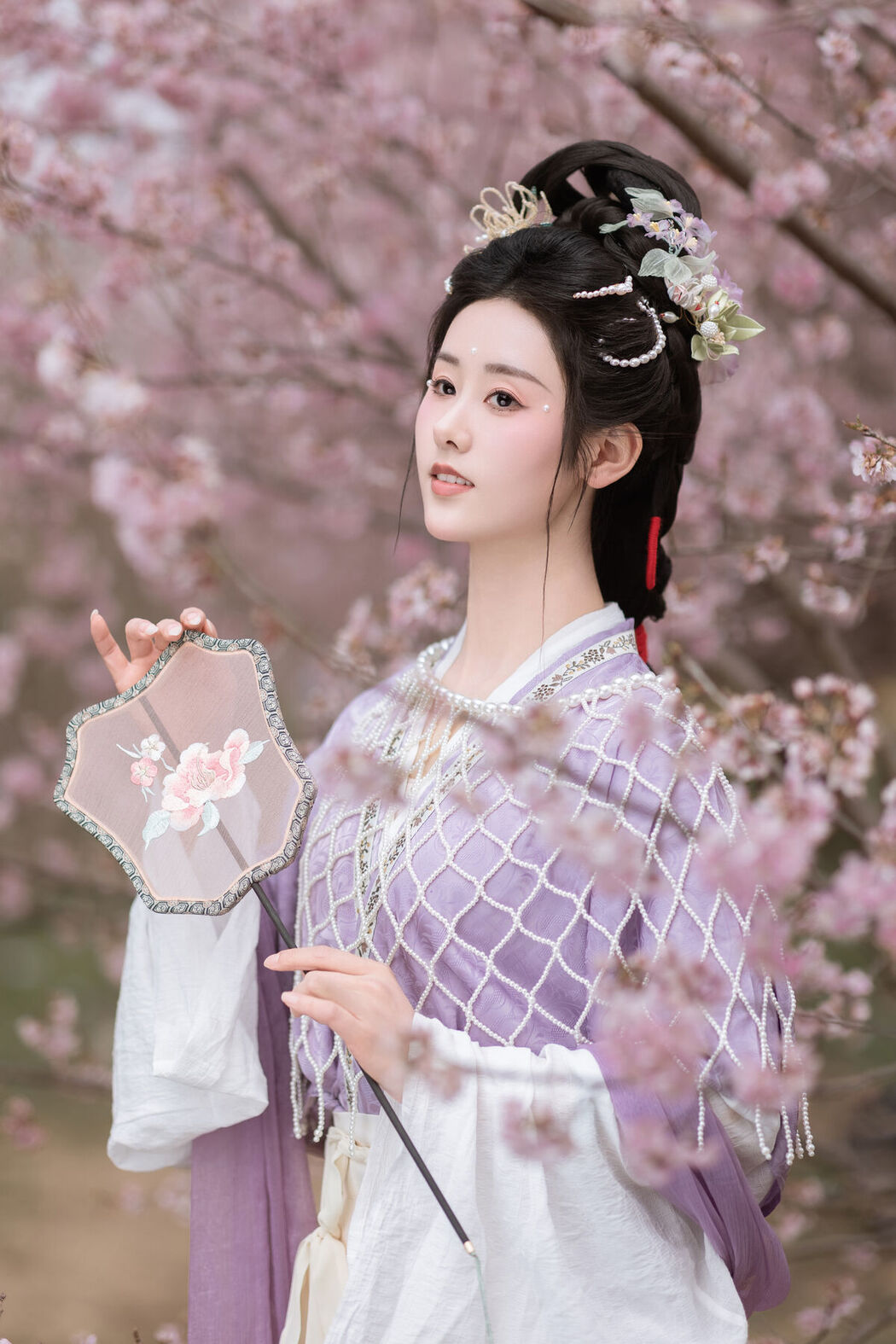 YiTuYu艺图语 Vol.6800 Ren Jian Yue-su Chen