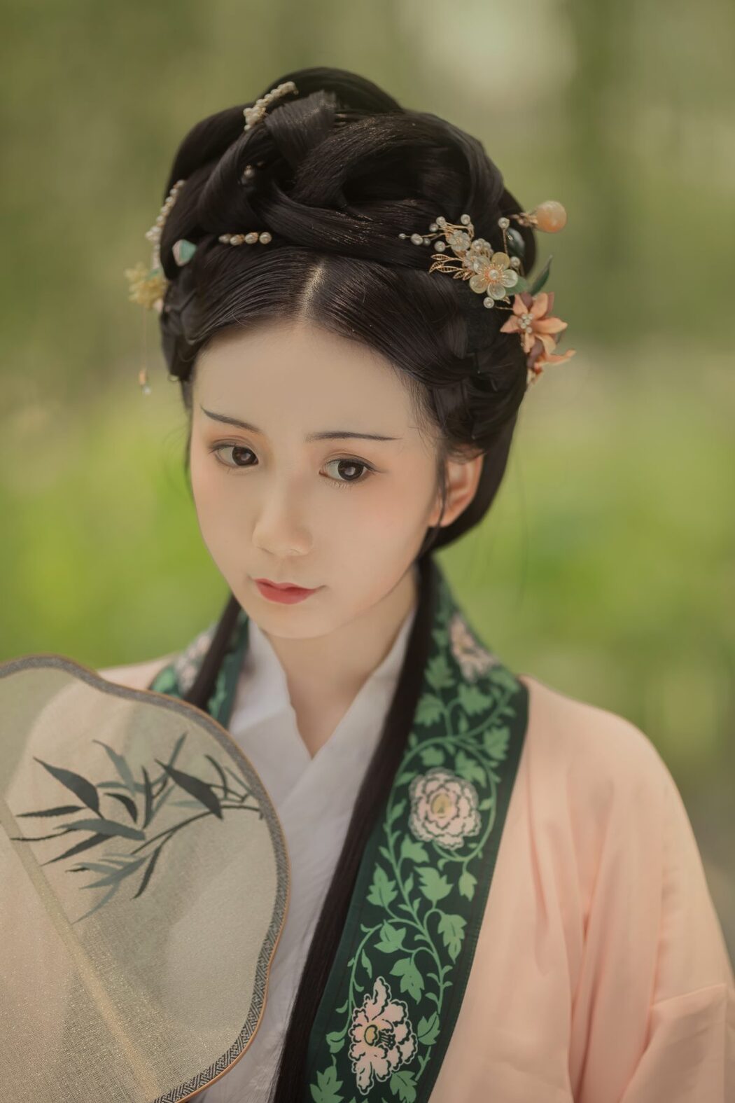 YiTuYu艺图语 Vol.603 Lu Lu Zi
