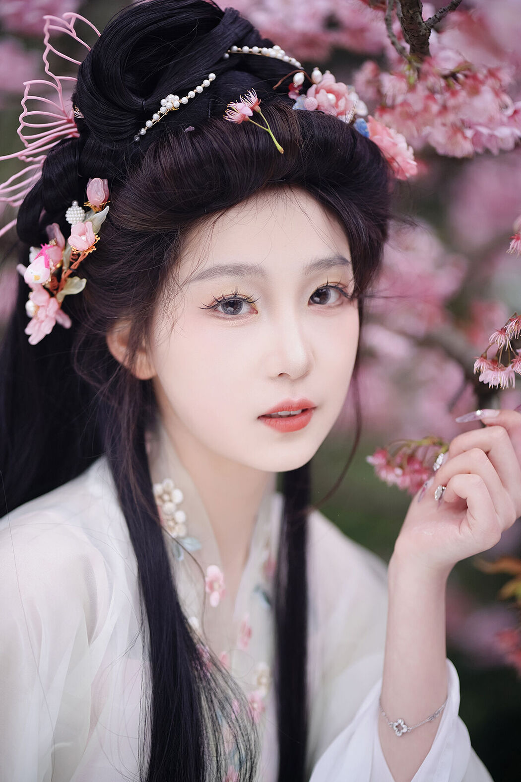 YiTuYu艺图语 Vol.6801 Shu Qian Yi Cover Photo