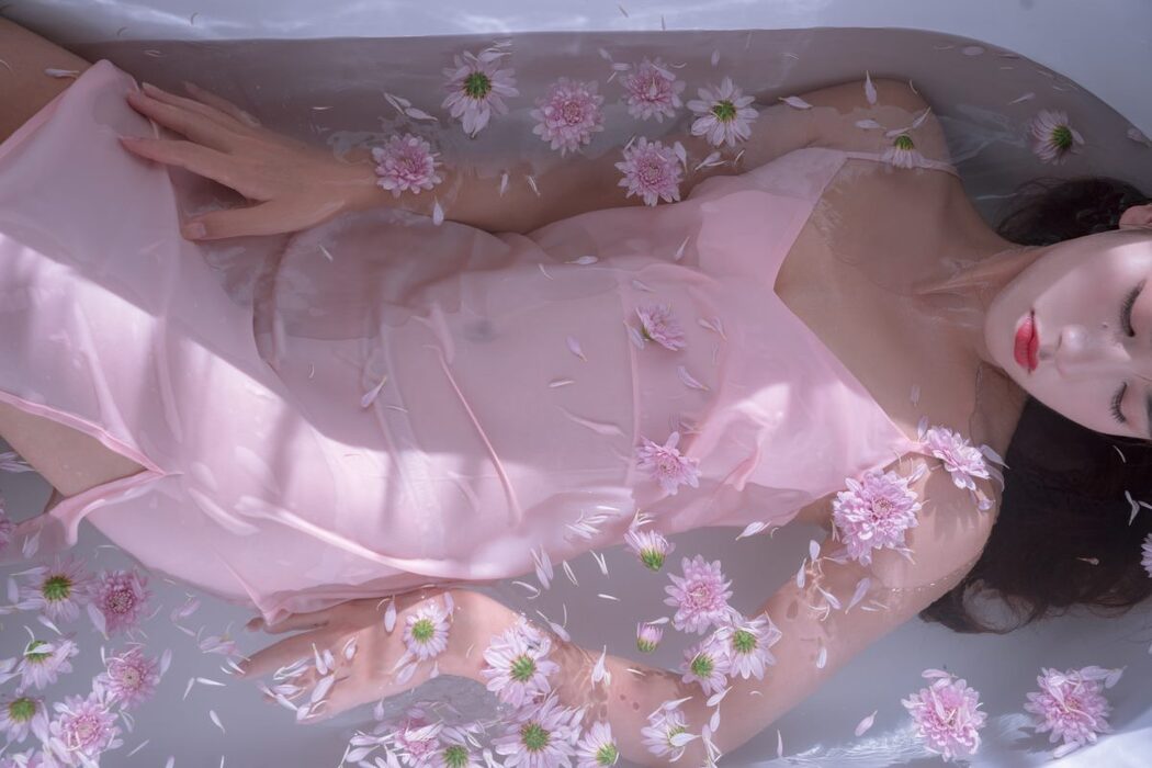 YiTuYu艺图语 Vol.558 Luo Zhi