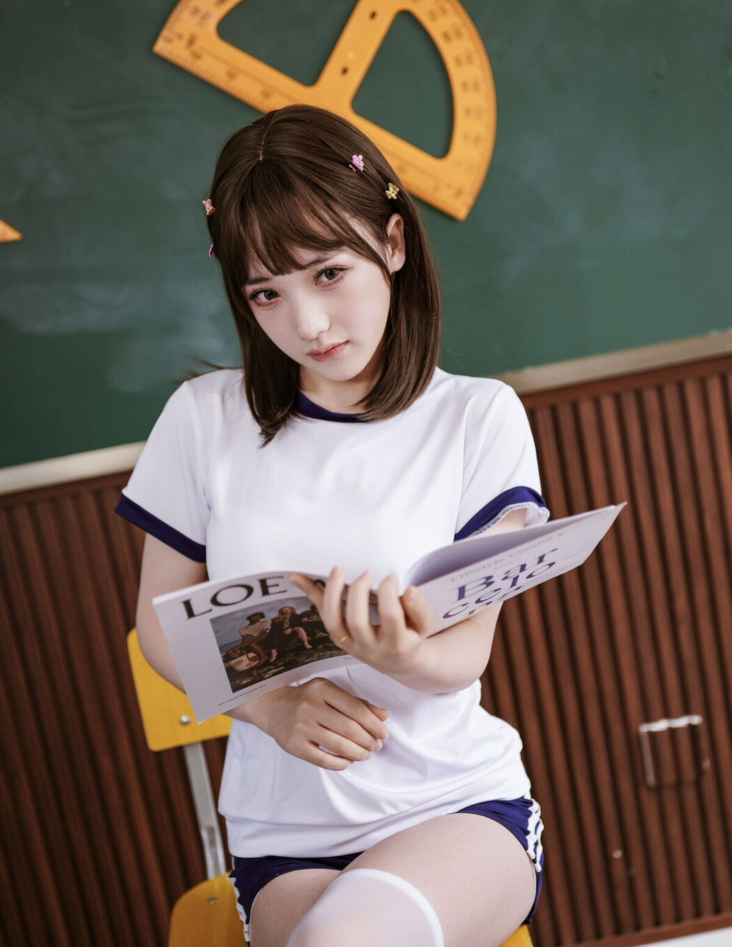 YiTuYu艺图语 Vol.6812 Zhi Shi
