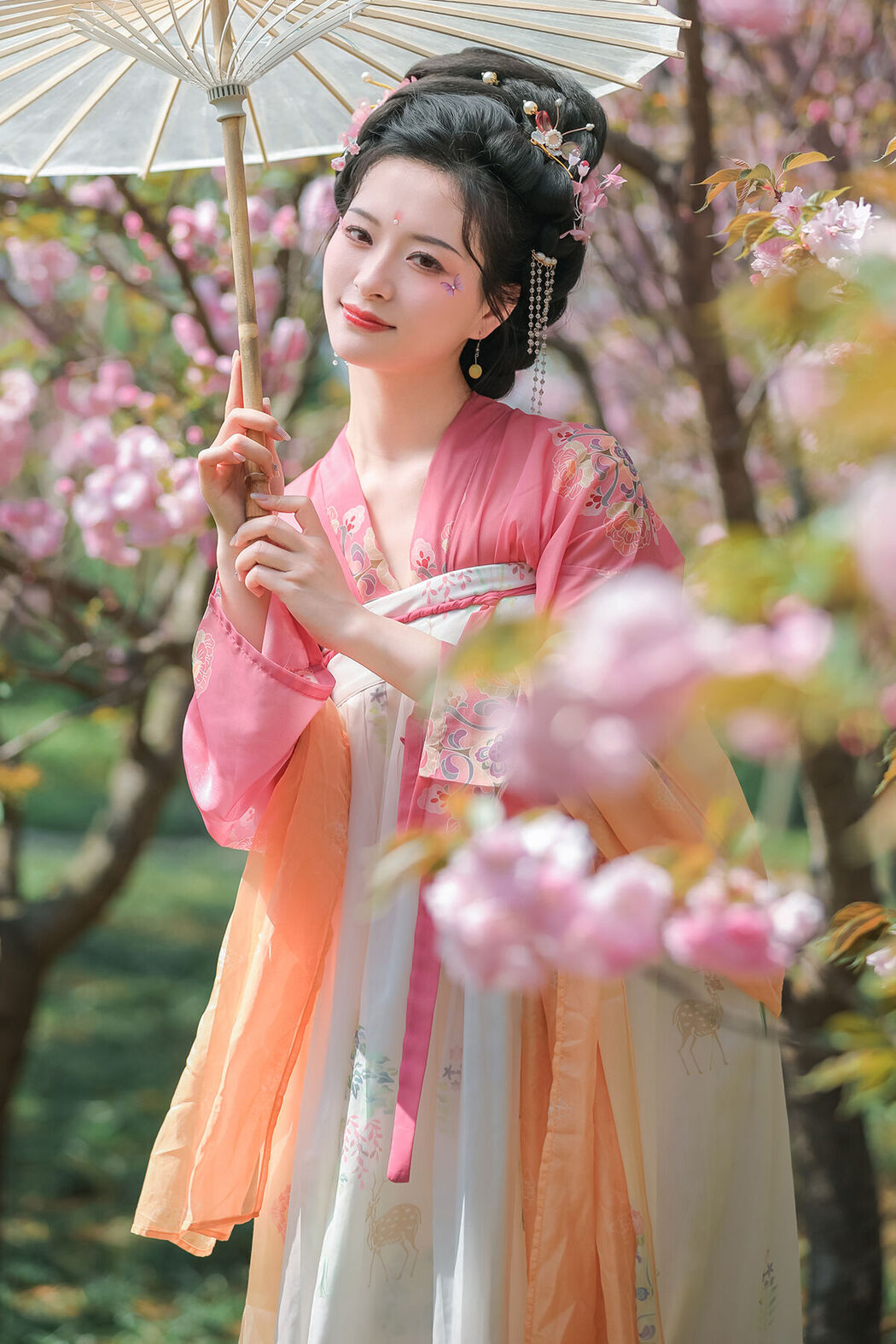 YiTuYu艺图语 Vol.6816 Yang Yang Cover Photo