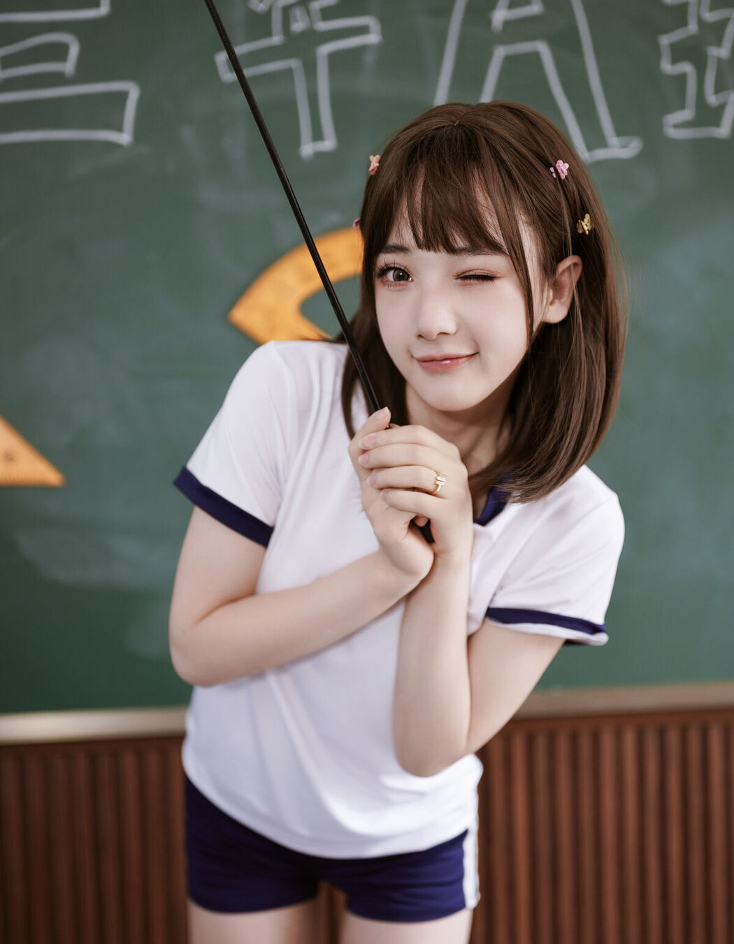 YiTuYu艺图语 Vol.6812 Zhi Shi