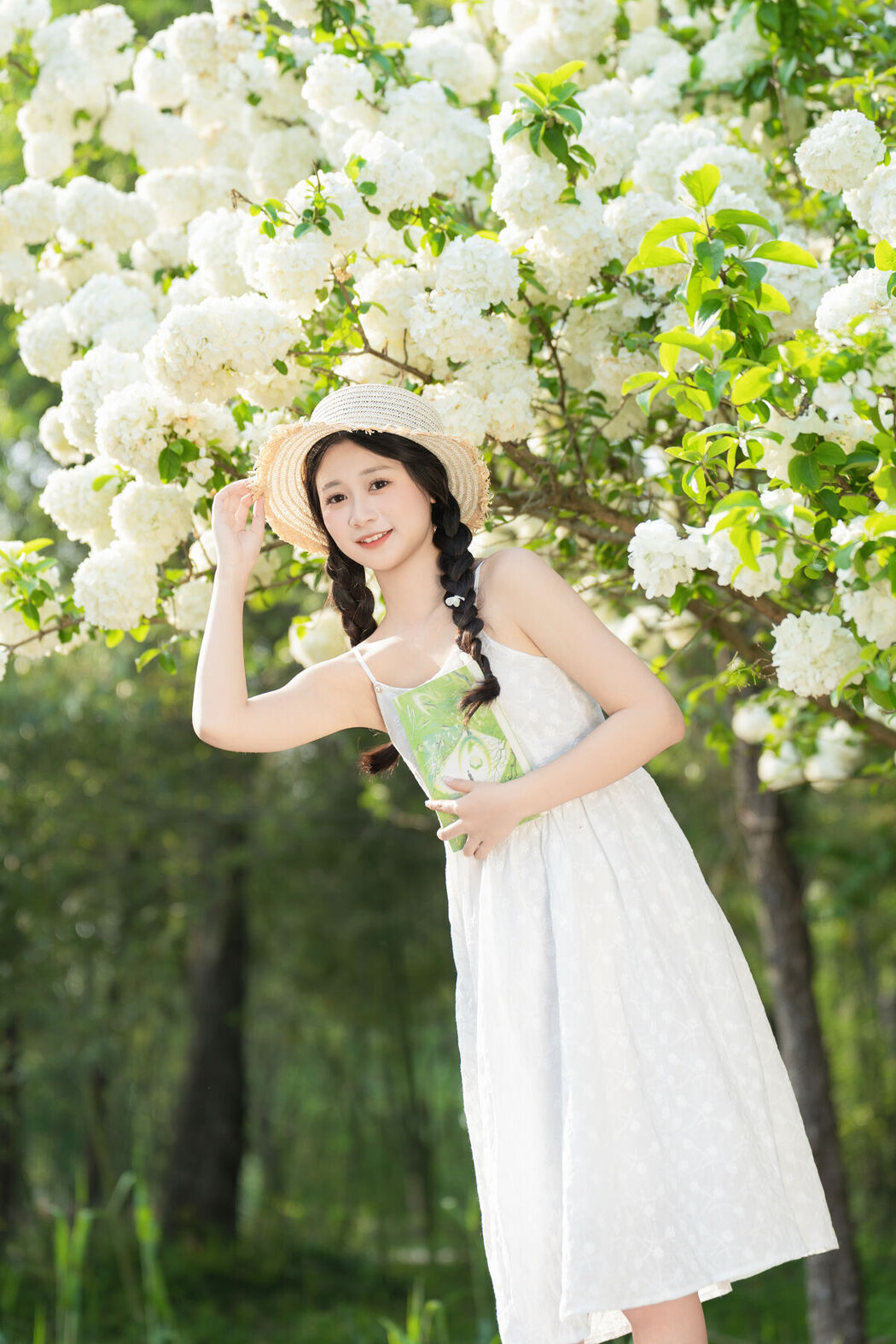 YiTuYu艺图语 Vol.6827 Cheng Zi Shu
